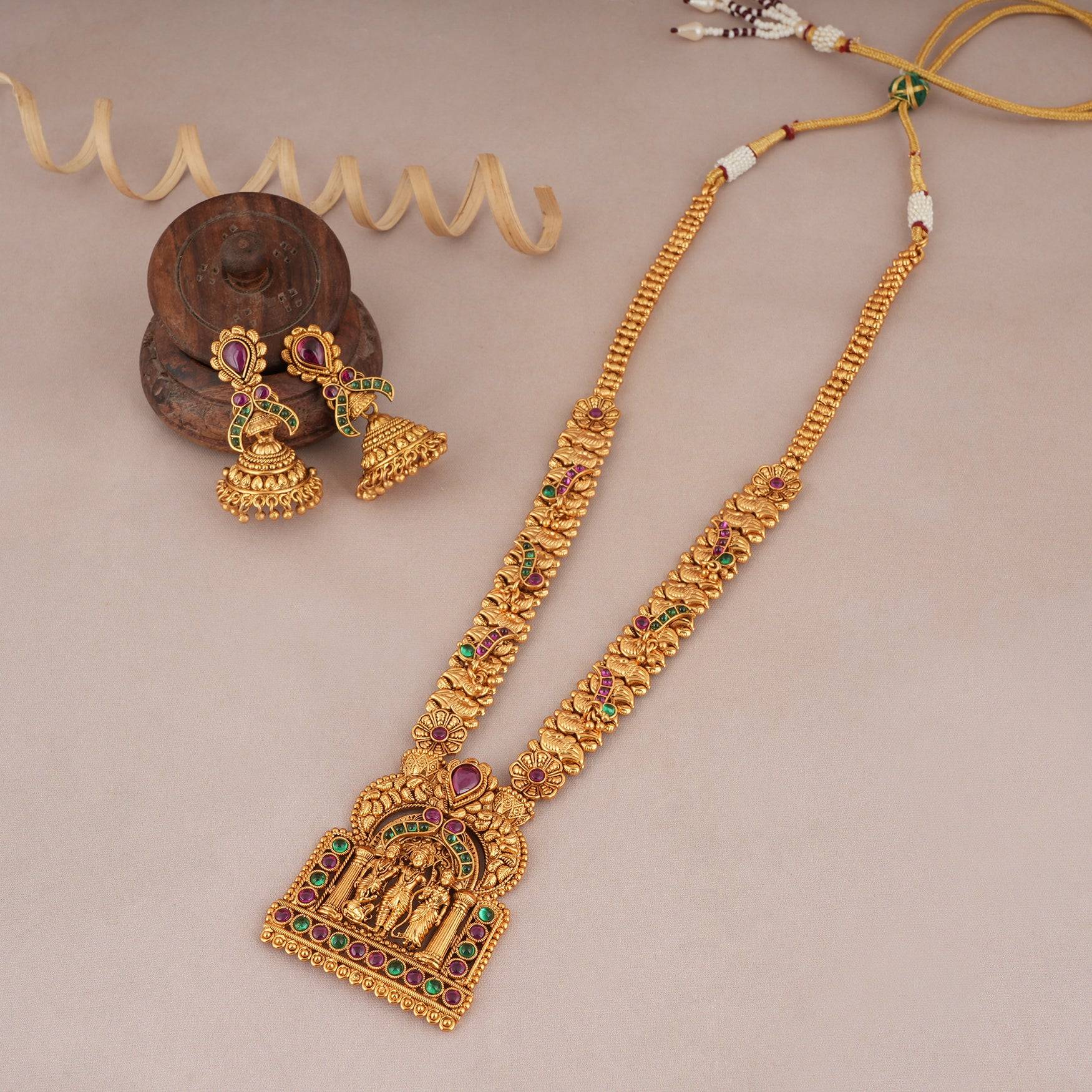 Long Chains